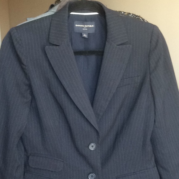 Banana Republic Petite Short Pinstripe Blazer Size 4 - Picture 2 of 8